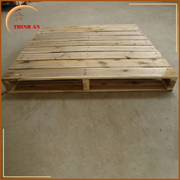 Pallet gỗ